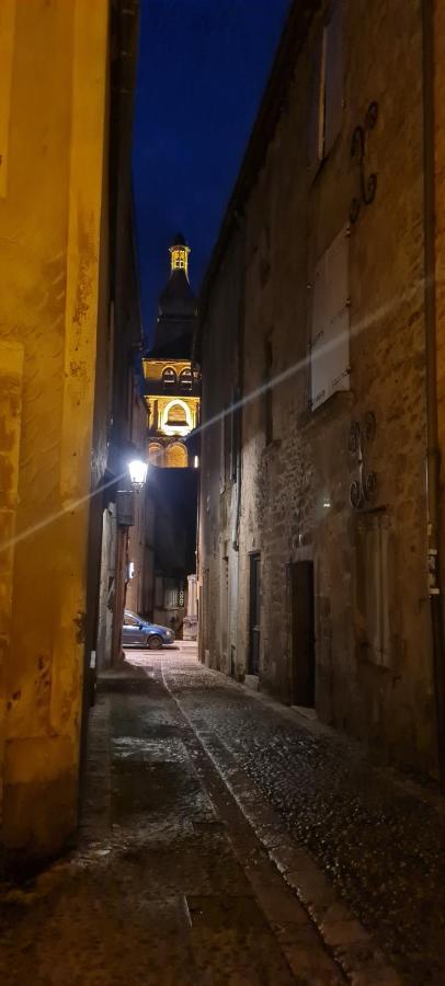 La Maison De Lily Au Coeur De La Cite Medievale Sarlat-la-Caneda Luaran gambar